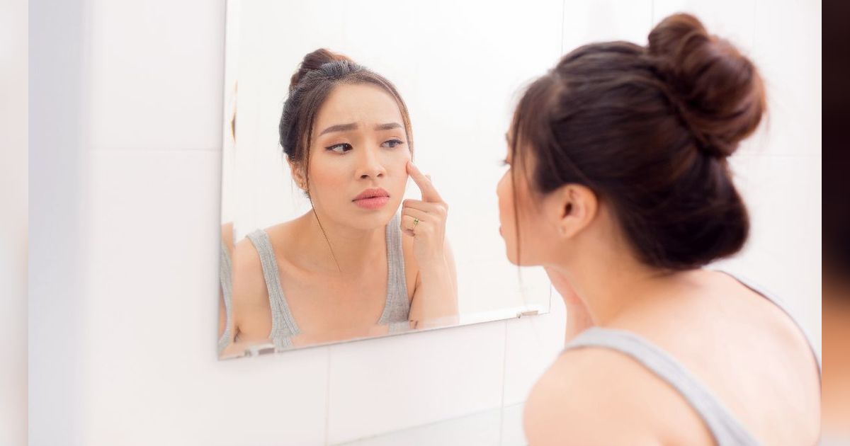 3 Hal yang Bikin Makeup Longsor Tapi Sering Gak Disadari