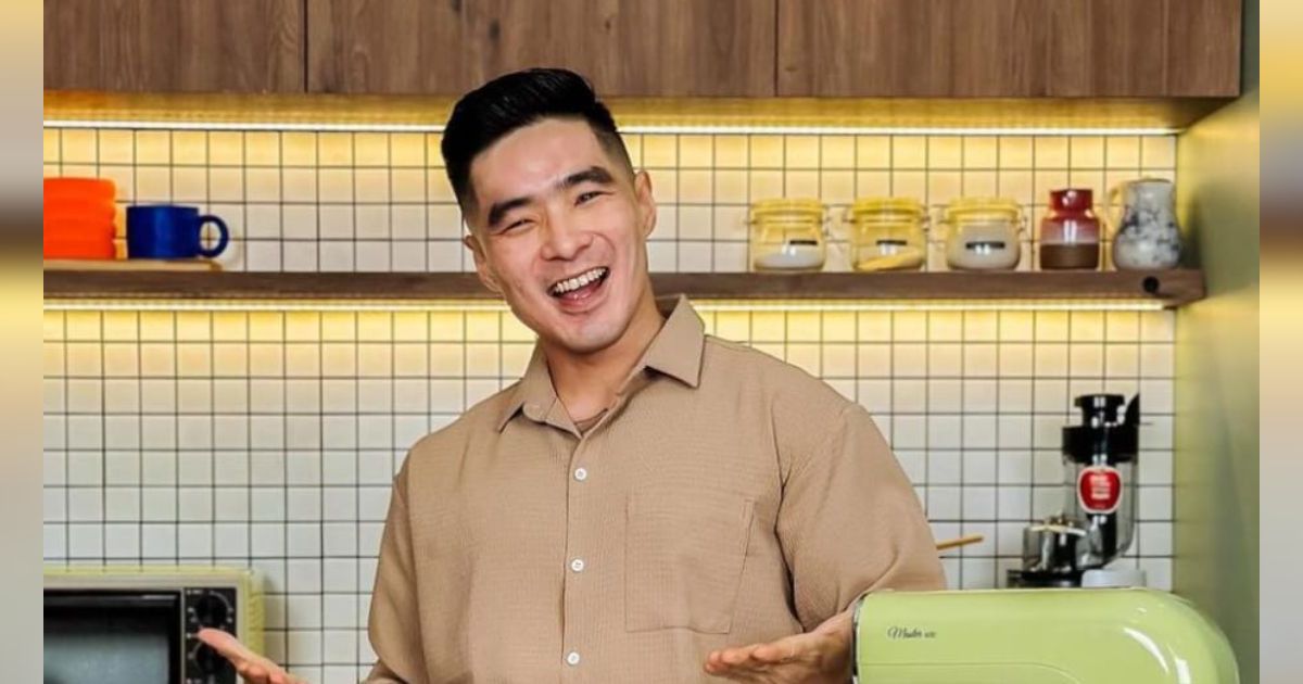 Nyaman Banget! 7 Potret Rumah Baru Martin Natadipraja Bergaya Modern