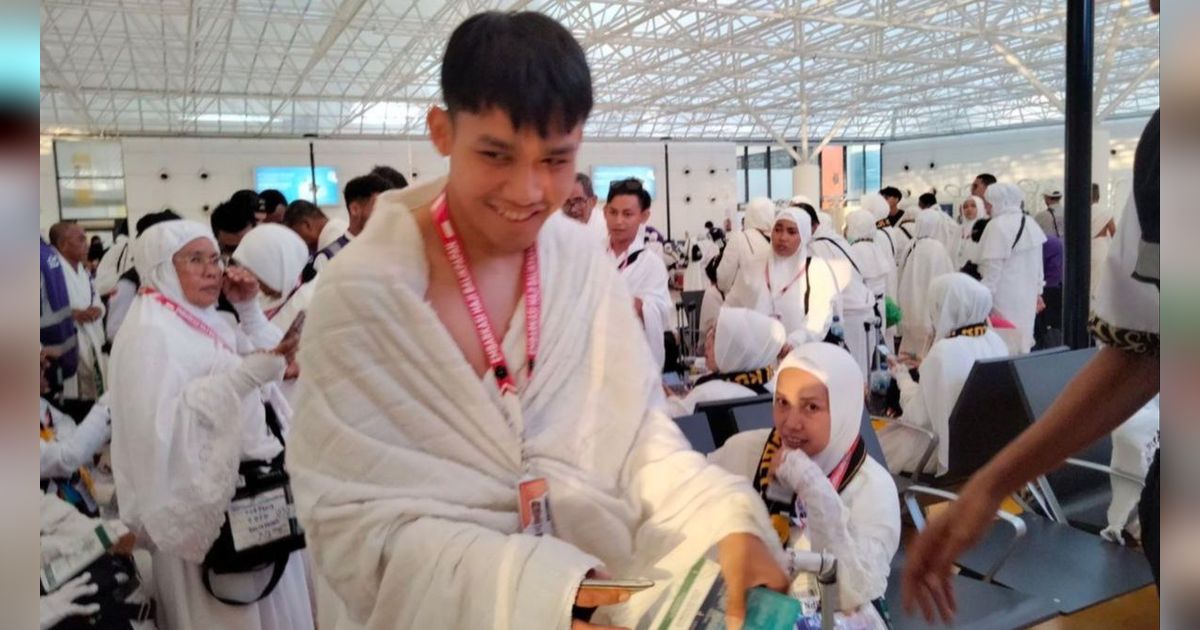 Cerita Witan Sulaiman Bantu Jemaah Haji Lansia di Tanah Suci