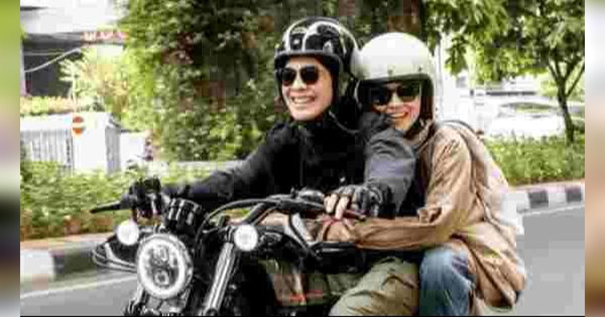 10 Potret Natasha Rizky dan Dian Ayu Motoran Naik Moge, Sempat Mogok Abis Bensin