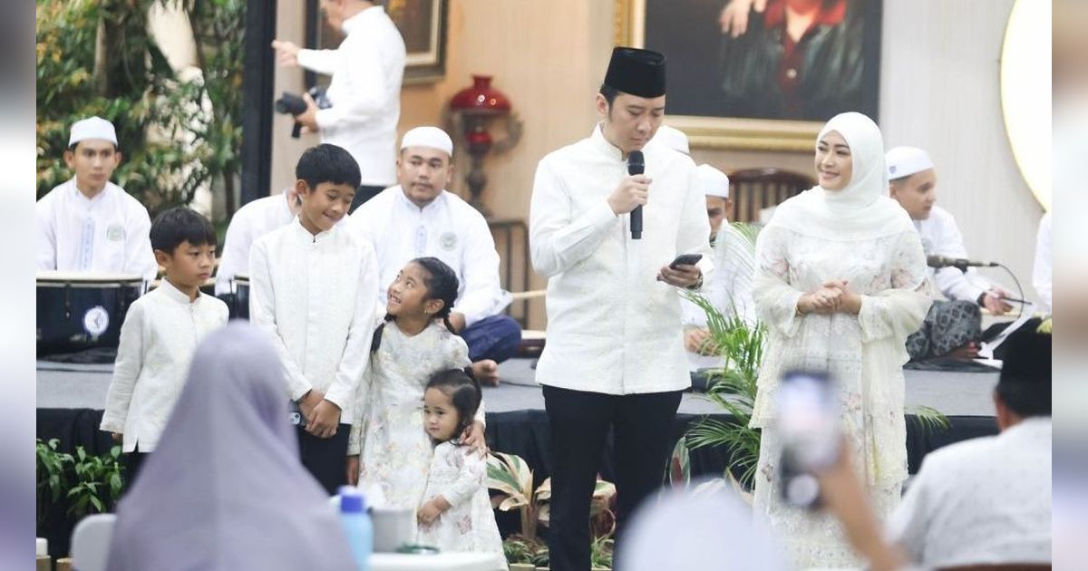 Momen Haru Pengajian Ibas Yudhoyono dan Aliya Rajasa Sebelum Pergi Haji