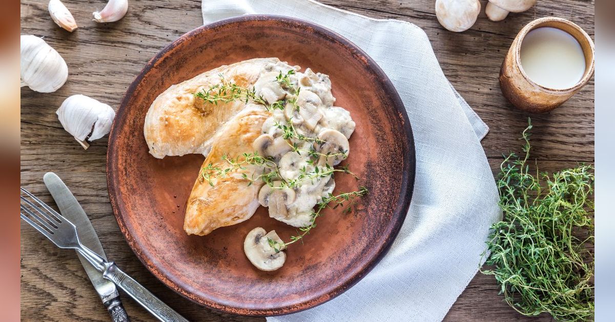 Chicken Steak Mushroom Sauce, Menu Diet Estetik yang Kaya Rasa dan Nutrisi
