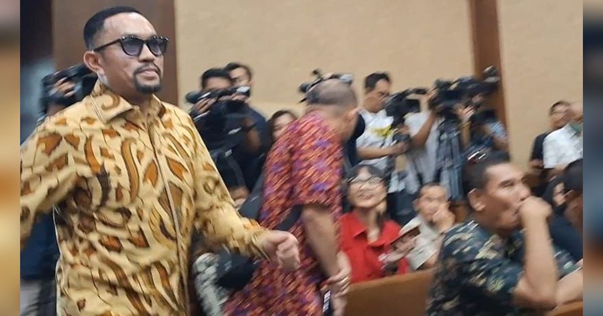 Hakim Cecar Alasan Nama SYL Disodorkan ke Jokowi, Sahroni Singgung Surya Paloh