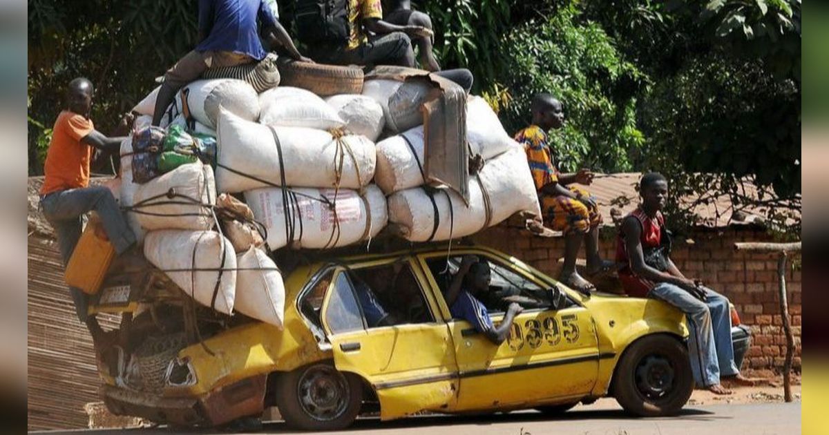 10 Potret Atap Mobil Dipenuhi Muatan Berat, Kalau Sopir Truk Lihat Auto Insecure