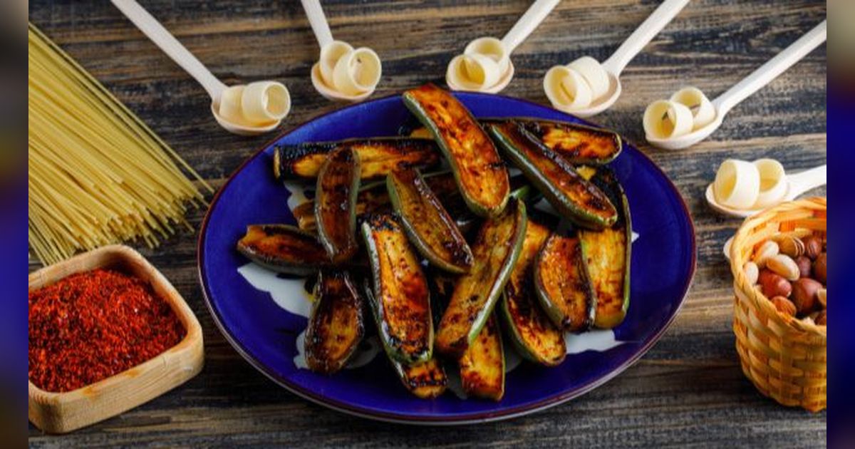 Tanpa Pakai Cuka, Ini Trik Masak Terong Biar Tetap Cerah dan Anti Hitam