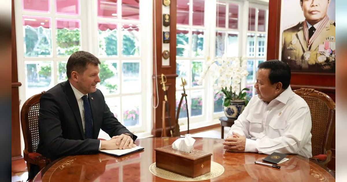 VIDEO: Prabowo Subianto Temui Dubes Slovakia, Modernisasi Alutsista Standard NATO
