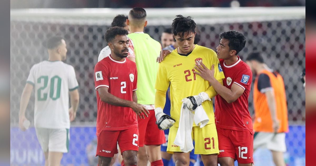 Erick Thohir Hampiri Ernando yang Tertunduk Lesu: Kita Main Ber-11, Enggak Ada Salah-Salahan