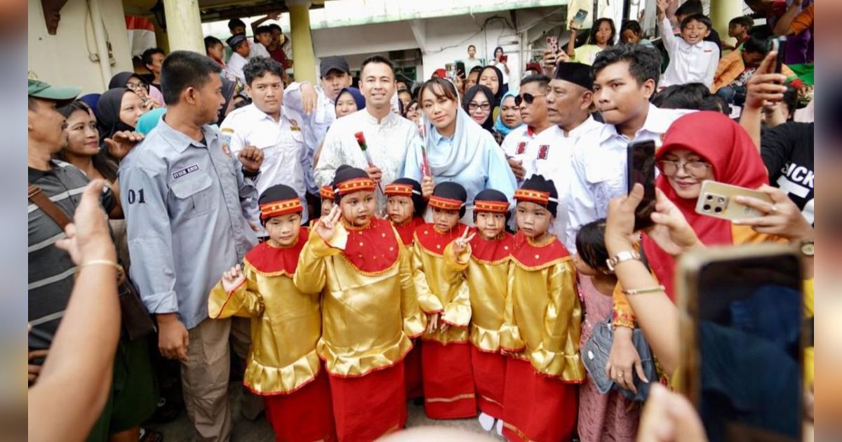 Bareng Raffi Ahmad, Zita Anjani Bagi-Bagi Makanan dan Susu Gratis untuk Anak Paud di Jaktim