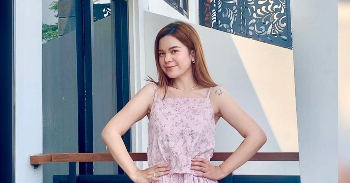 Ingat Sinta Keong Racun? Tak Laku Jadi Penyanyi Kini Jadi Penjahit, Rela Begadang Bikin Baju untuk Fuji, Ini Potretnya