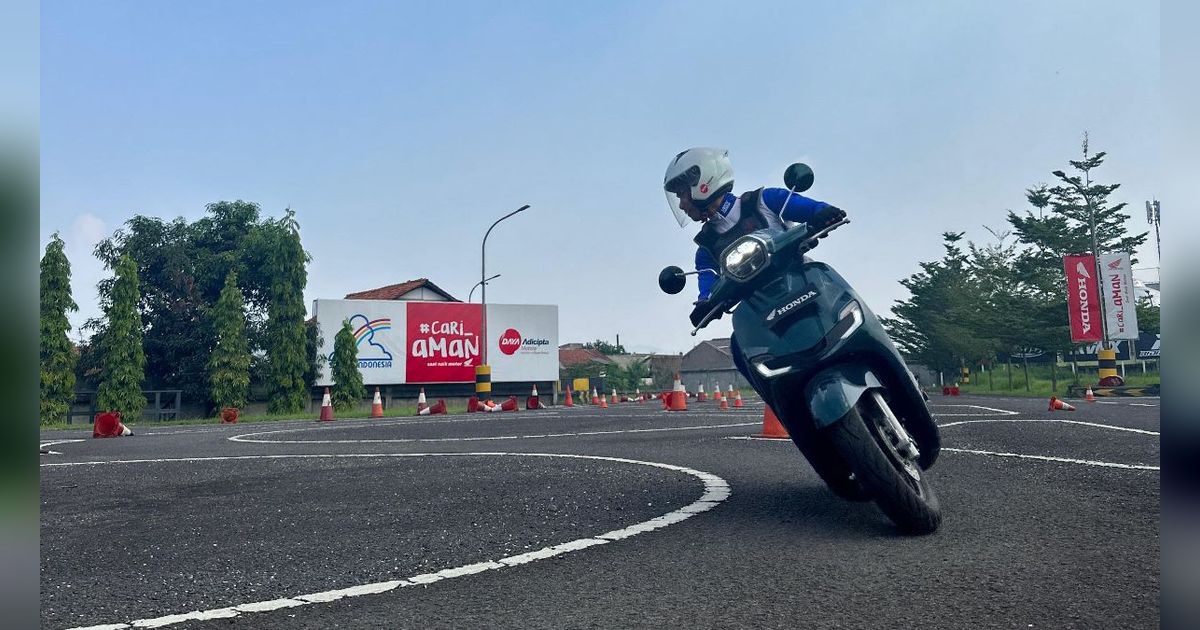 Cara Menikung Sepeda Motor dengan Benar dan Aman saat Menghadapi Belokan