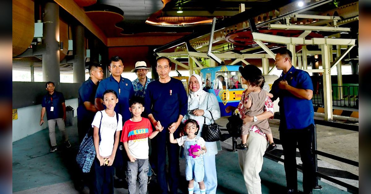 Akhir Pekan, Jokowi Ajak Jan Ethes dan La Lembah Jalan-jalan ke Taman Mini