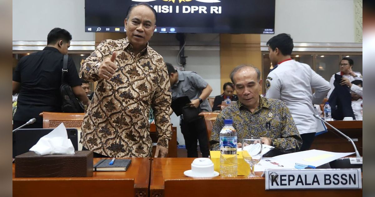 DPR Minta Pemerintah Akui Kesalahan: Tanggung Jawab pada Masyarakat