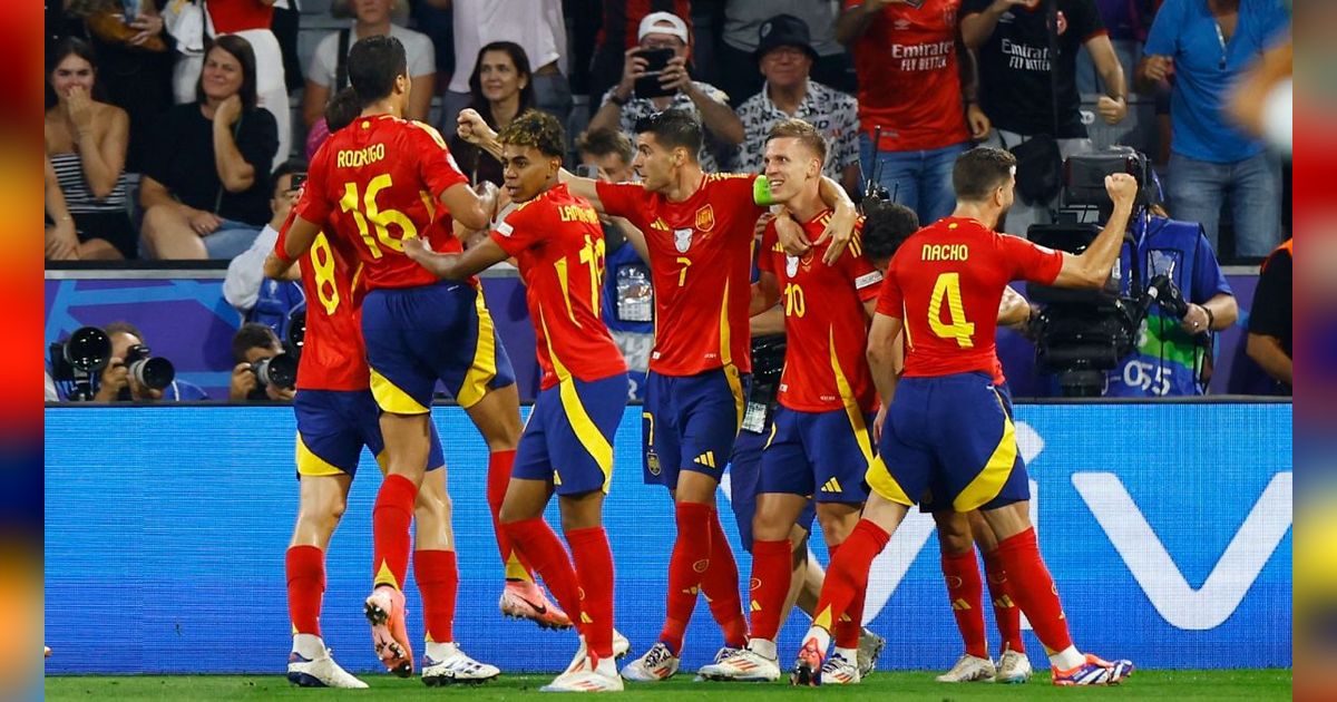 FOTO: Cetak Sejarah! Ini Gol Cantik Lamine Yamal yang Antarkan Spanyol ke Final Euro 2024