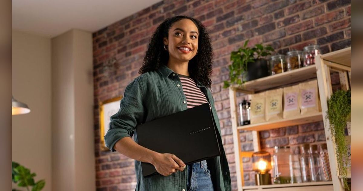Tipis, Ringan, Powerful dan Tangguh! Vivobook S 14 OLED Jadi Jagoan Baru Laptop ASUS AI