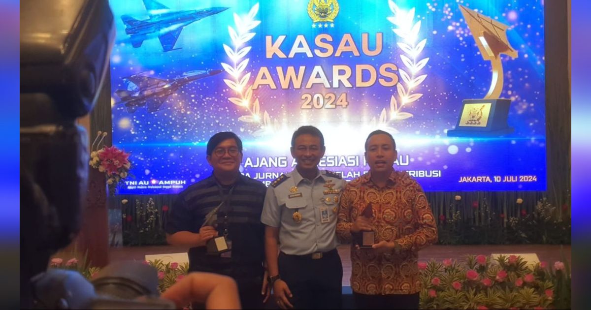 Merdeka.com Sabet Juara 2 Kasau Award 2024 Kategori 'Isu Strategis'