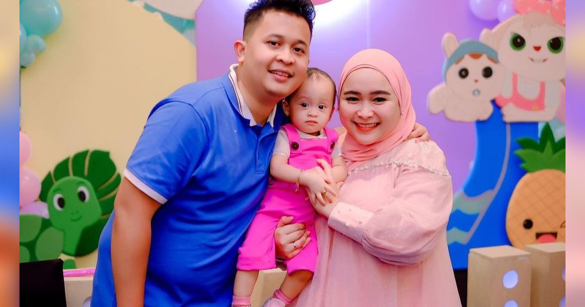 Ayu Ting Ting Ngeluh Bakal Biayain Keponakan Barunya, Ternyata Ini Pekerjaan Suami Syifa