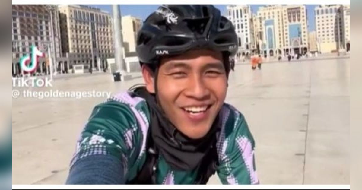 Momen Pria Asal Indonesia Akhirnya sampai di Madinah usai Gowes selama 185 Hari Ini Viral, Tuai Pujian