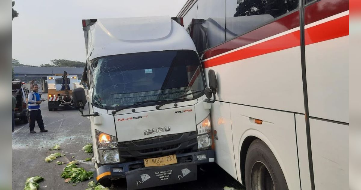 Update Kecelakaan Beruntun 11 Kendaraan di Tol Cipularang, Begini Kronologi Lengkapnya