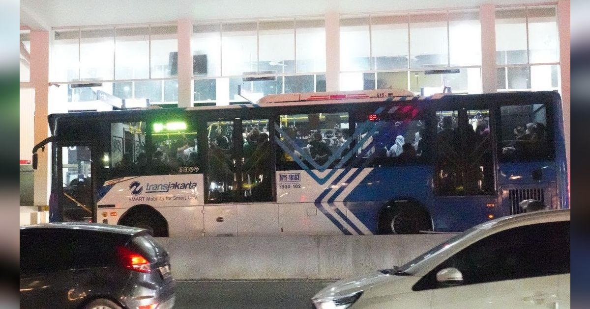 TransJakarta Angkut 1,3 Juta Penumpang Per Hari pada Tahun Ini