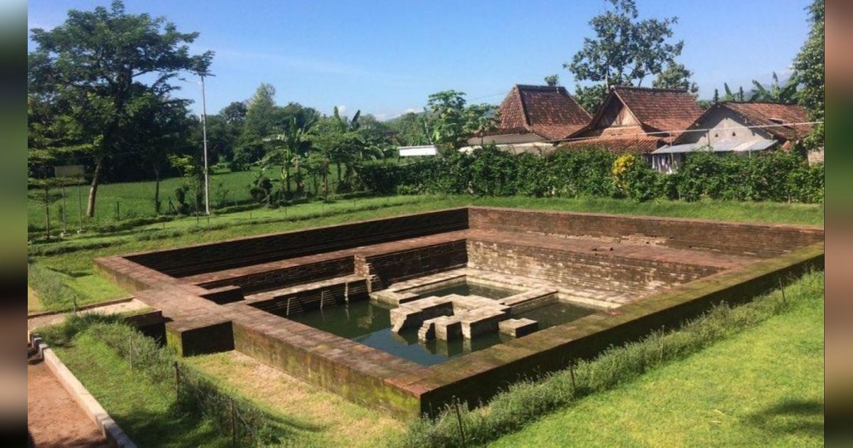 Sudah Ada Jauh dari Sebelum Majapahit Berdiri, Candi ini Selalu Terendam Air Hanya Bisa Dilihat Tiap 1 Suro