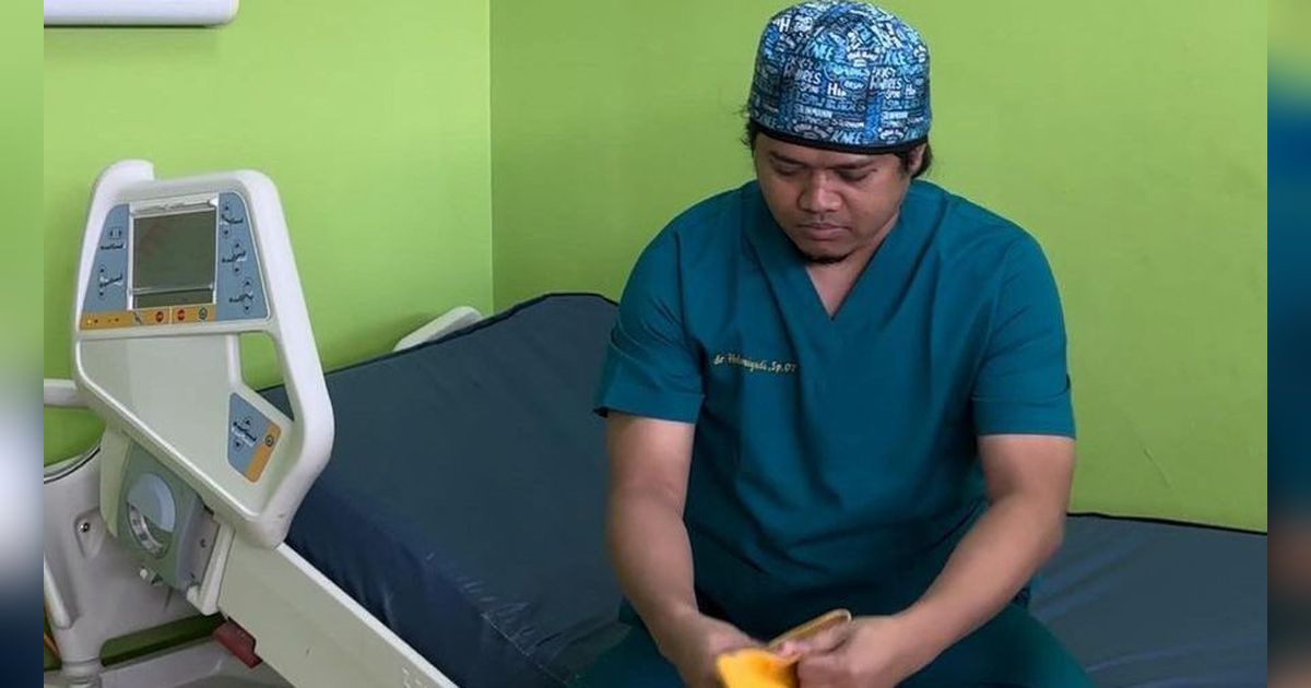 Profil Dokter Helmiyadi Kuswardhana yang Meninggal Dunia Akibat Serangan Jantung Usai Operasi 10 Pasien