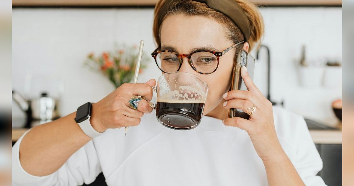 Minum Kopi Ternyata Turunkan Resiko Kematian Akibat Terlalu Banyak Duduk, Ini Alasannya