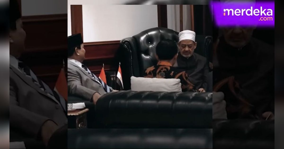 VIDEO: Momen Prabowo Cium Alquran dan Didoakan ini Oleh Imam Besar Mesir