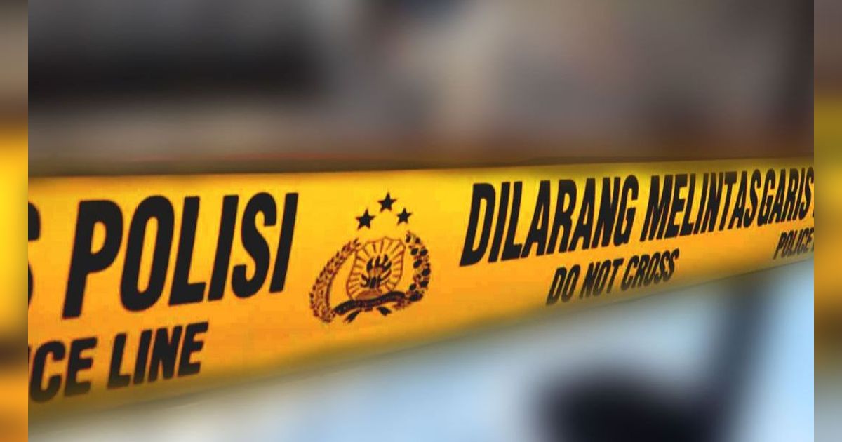 Polisi Gerebek Kampung Bahari, Sita Seperangkat Alat Isap Sabu & 31 Orang Ditangkap