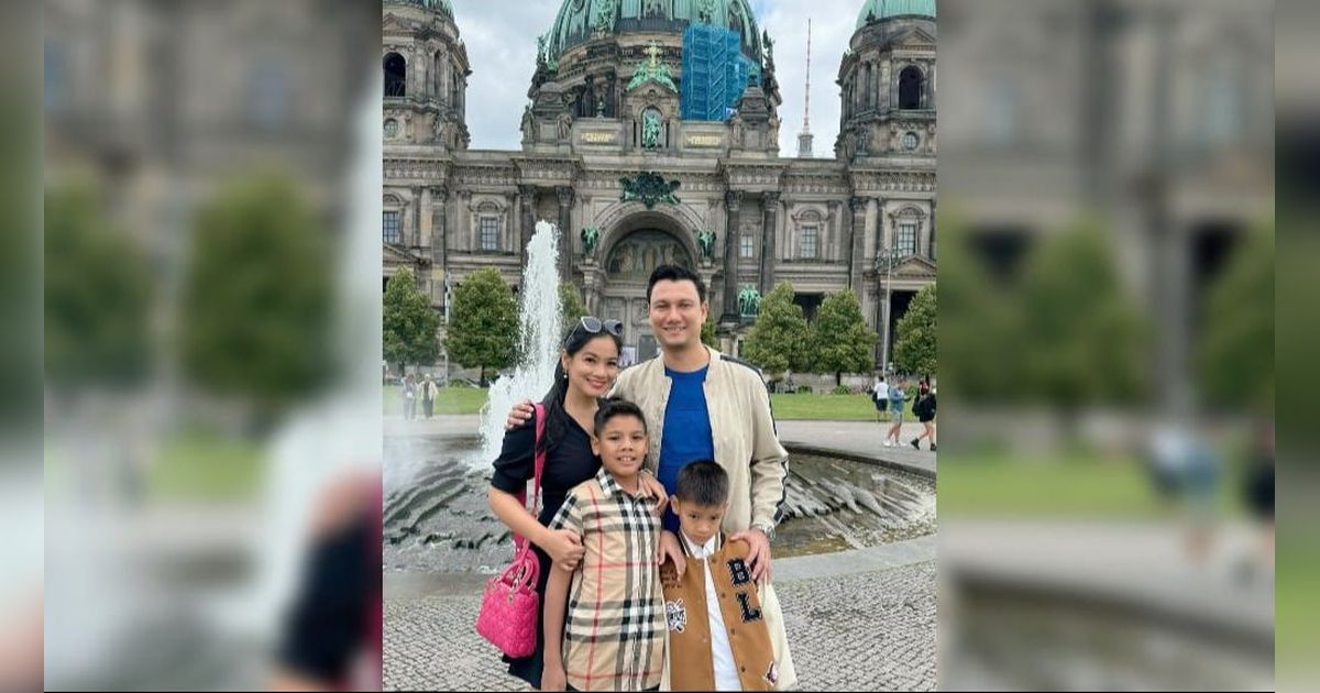 8 Momen Keseruan Titi Kamal dan Keluarga Liburan di Jerman, Penampilannya Cantik dan Awet Muda Bikin Salfok