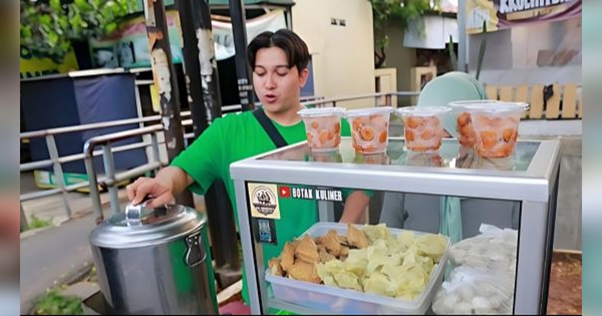 Berubah Signifikan, Ini Sederet Potret Sidik Eduard yang Sepi Job dan Harus Tahan Malu Julan Cilok -Pendapatan Perhari Jadi Sorotan