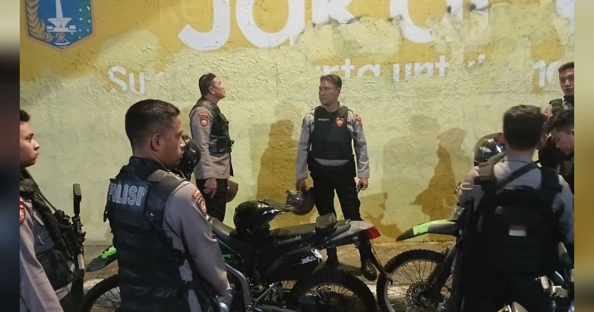 Polisi Gagalkan Aksi Tawuran Pemuda di Kemanggisan, Sajam sampai Molotov Disita