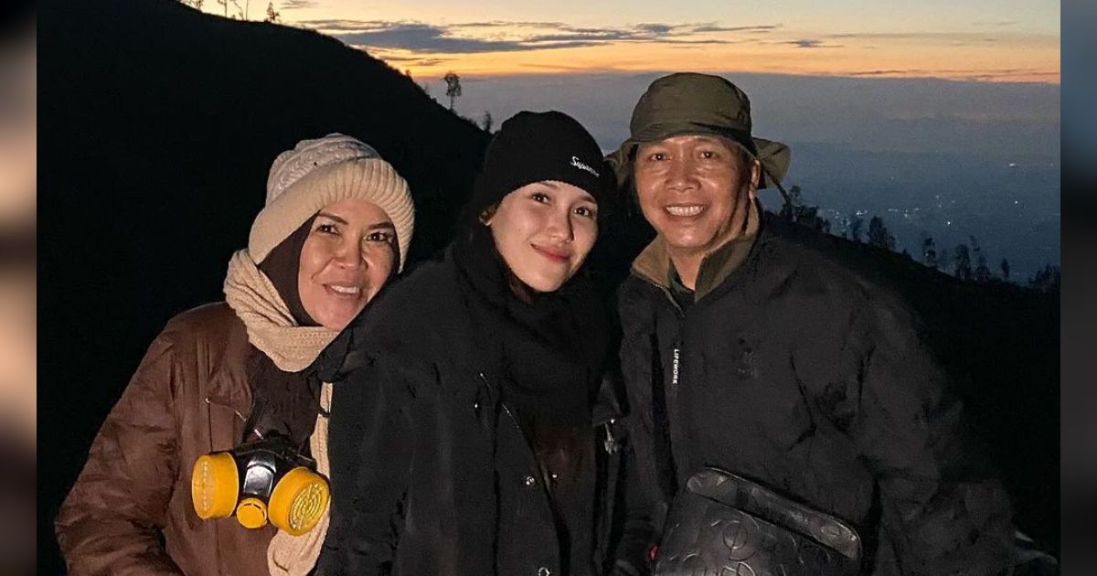 Suapin Ayu Ting Ting Makan Sebelum Kerja, Umi Kalsum Dihujat Netizen