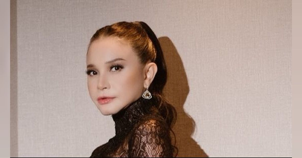 Rossa Blak-blakan Ungkap Penyebab Perceraiannya dengan Yoyo Padi