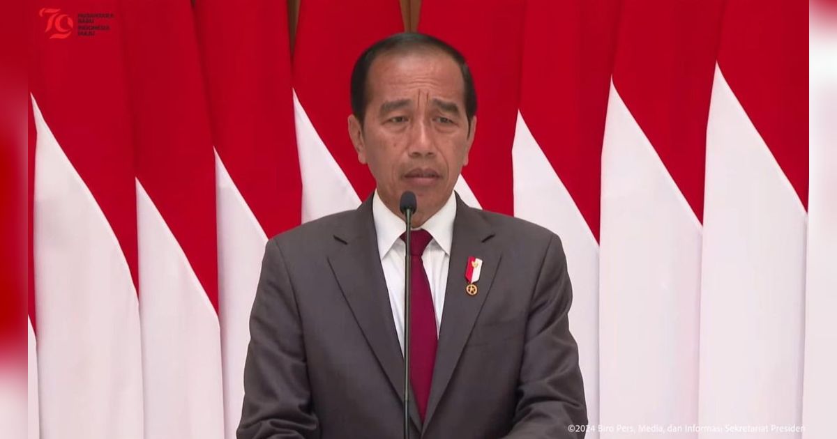 Ekspresi Berkerut Jokowi Saat Ditanya Pembatasan BBM Subsidi