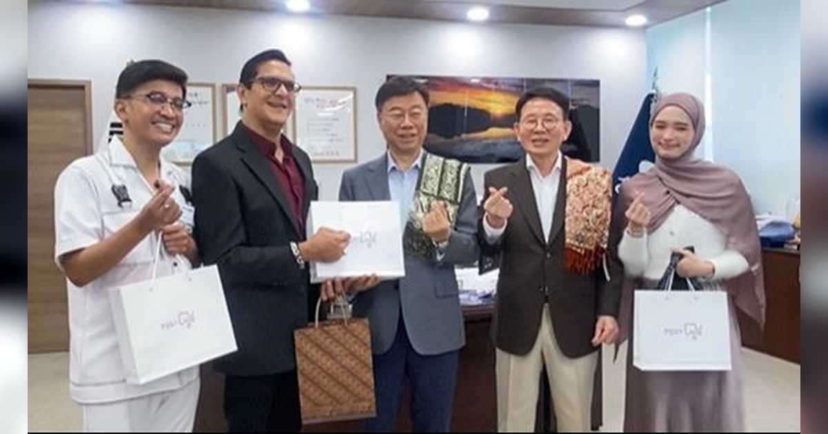 Potret Ruben Onsu Pergi ke Korea Bersama Inara Rusli
