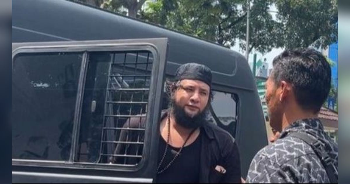 Protes JPU Tuntut Ammar Zoni 12 Tahun Penjara, Kuasa Hukum: `Kayak Bandar Besar Gitu`