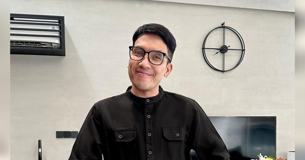 Desta Lakukan Transplantasi Rambut dan Jenggot di Dokter Tompi, Lihat Penampakannya
