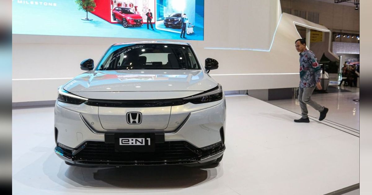 FOTO: Tampilan Elegan e:N1, Mobil Listrik Pertama Honda di GIIAS 2024