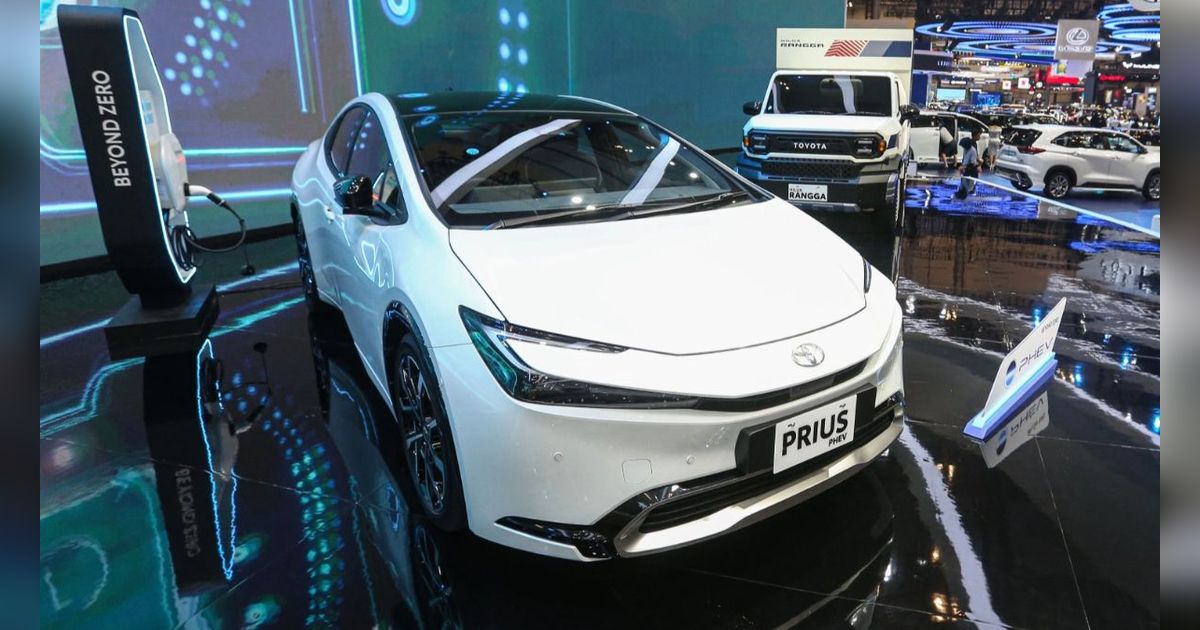 FOTO: Toyota Ramaikan GIIAS 2024 dengan All New Prius hingga GR Yaris Facelift, Ini Penampakannya!