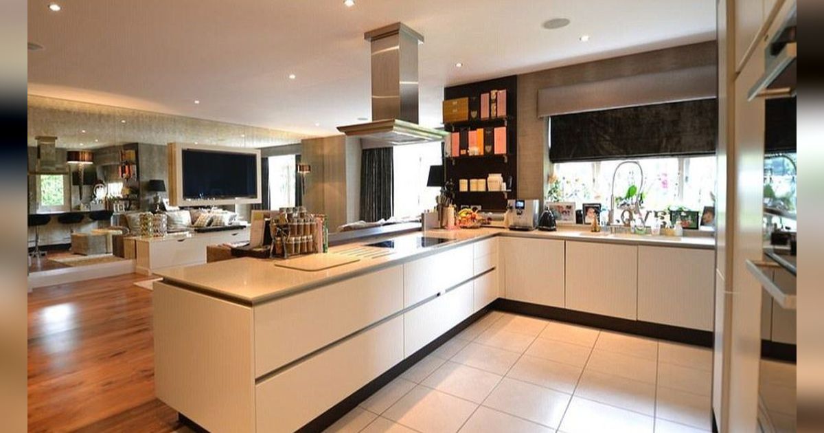 13 Rekomendasi Desain Dapur Minimalis, Bisa Jadi Referensi Tempat Memasak yang Sederhana Sekaligus Nyaman