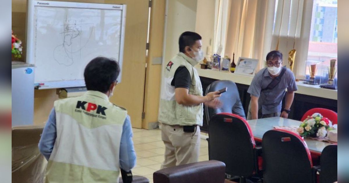 KPK Kembali Geledah Kantor Dinsos dan Bappeda Kota Semarang