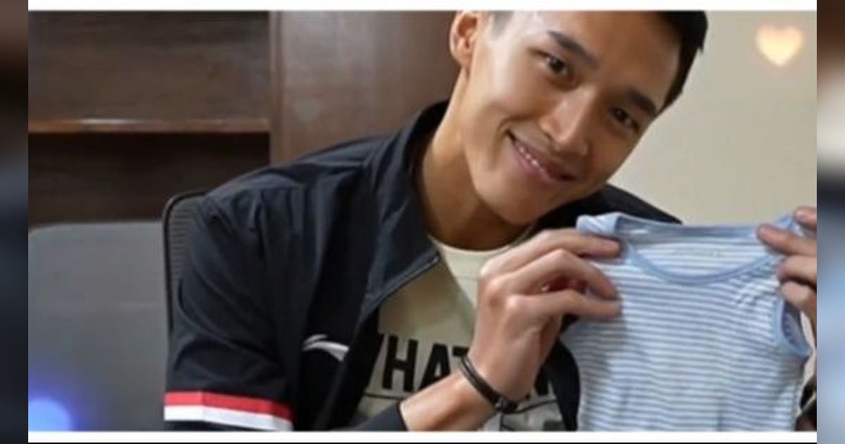 Intip Isi Ransel Jonatan Christie yang Dibawa ke Paris, Ada Obat Kangen Keluarga di Rumah