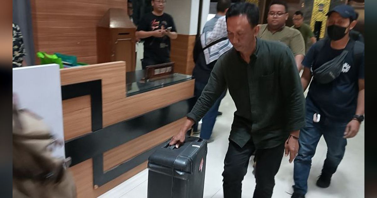 Ini yang Dibawa Tim KPK Usai Dua Hari Berturut-turut Geledah Balai Kota Semarang