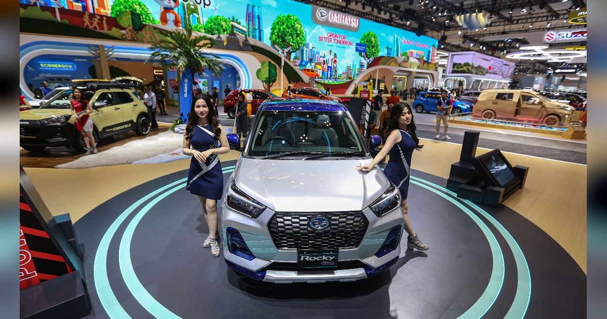 FOTO: Daihatsu Hadirkan Nuansa Masa Depan di Arena GIIAS 2024