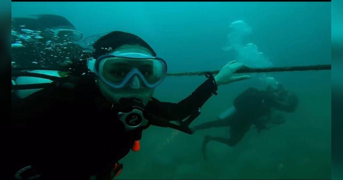 10 Momen Menegangkan Prilly Latuconsina saat Diving Menuju Bangkai Kapal yang Ada di Bawah Laut: Hawanya Horor Sekali