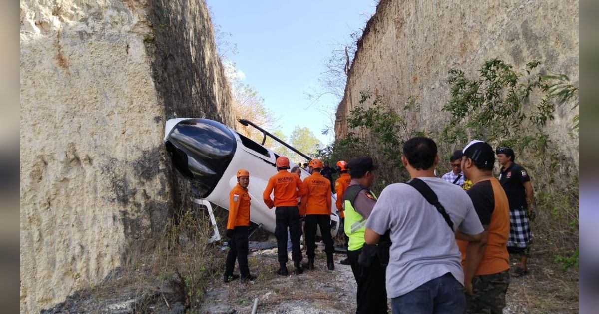 Penjelasan Polda Bali Soal Helikopter Bawa 5 Penumpang Jatuh, Kondisi Ringsek