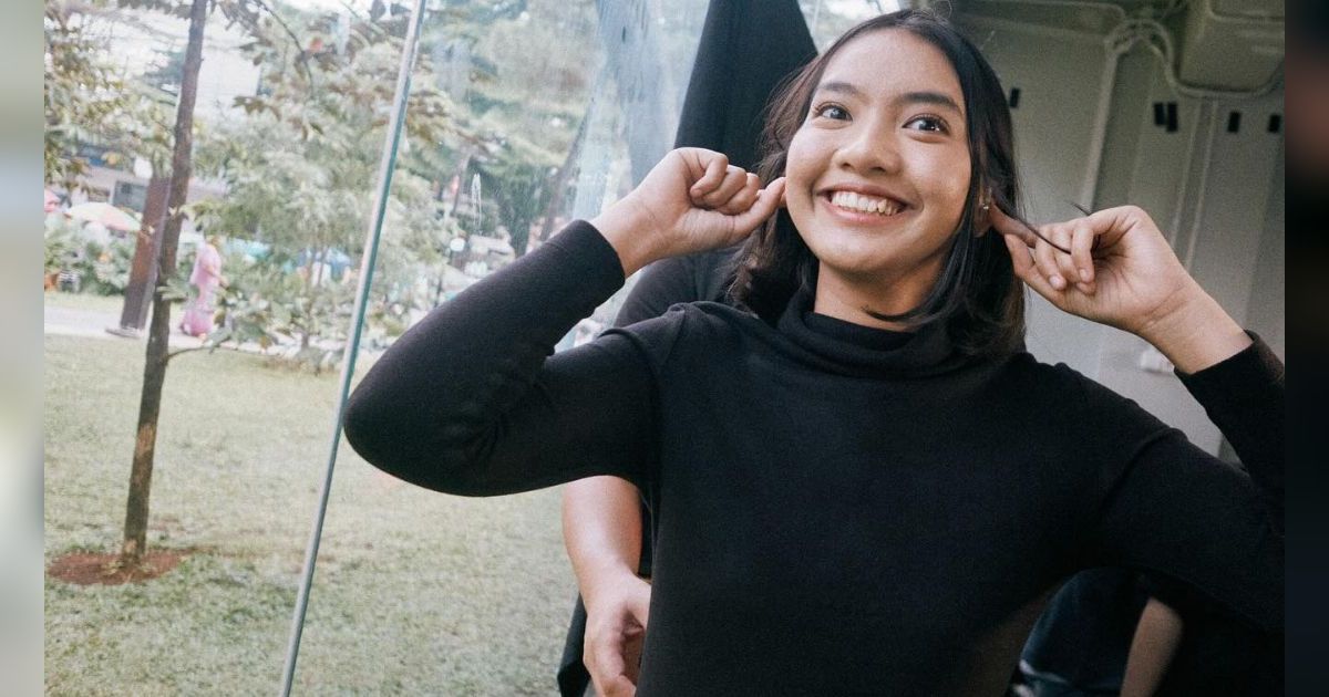 Penyanyi Dere Gelar Pentas Rubik untuk Rayakan 4 Tahun Bermusik