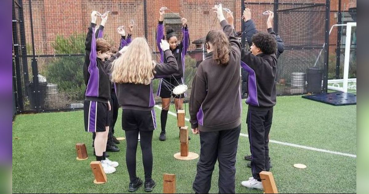 Sekolah Bergengsi di London Ini Uji Coba Durasi Sekolah 12 Jam