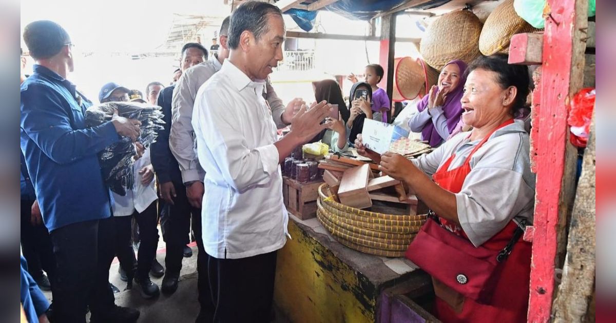 Jokowi Sebut Indeks Demokrasi di Indonesia Masih Baik: Tiap Hari Orang Mau Maki & Bully Presiden, Kita Dengar