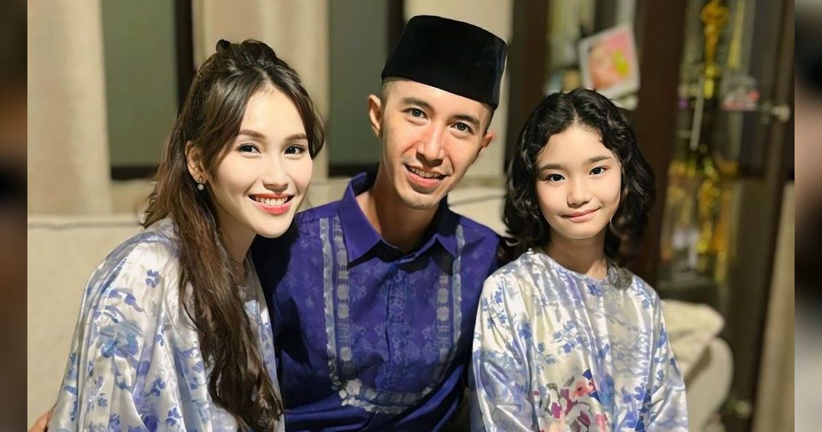 Resmi Putus, Ayu Ting Ting Hapus Seluruh Foto Muhammad Fardhana di Akun Instagramnya